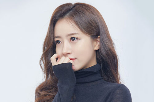 Sở hữu nhan sắc cực phẩm, streamer Hàn Quốc nhận hơn 8 tỷ đồng chỉ nhờ khoảnh khắc buộc tóc