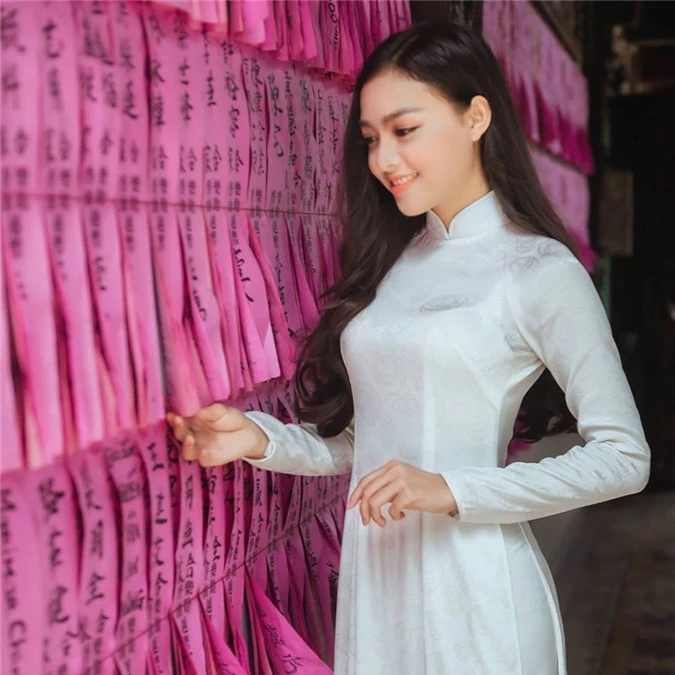 6 nhan sắc sáng giá đầu tiên của Hoa hậu Việt Nam 2020 - Ảnh 16