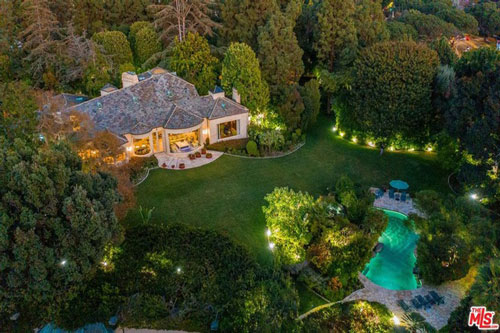 Ngắm căn biệt thự xa hoa 25 triệu USD của tỷ phú Mỹ