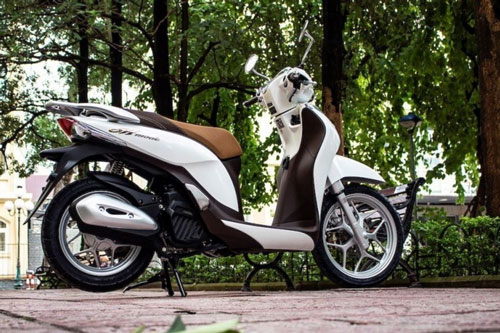 XE HOT (26/7): So sánh Honda Air Blade 150 và Honda SH Mode 125, Toyota Vios 2020 ra mắt với giá cực sốc