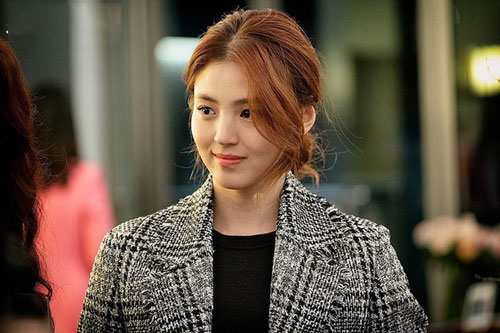 Chồng báo gặp tai nạn, tôi hốt hoảng tới hiện trường thì thấy xe bẹp rúm nhưng anh chẳng chút xây xát, sự thật được hé lộ chỉ qua một cuộc điện thoại