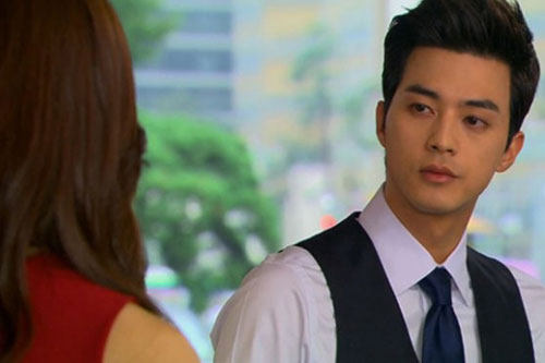 Khi chồng đang hấp hối, em chồng bất ngờ hỏi một câu khiến chị dâu rất tức giận nhưng câu trả lời của anh lại làm vợ ngã quỵ