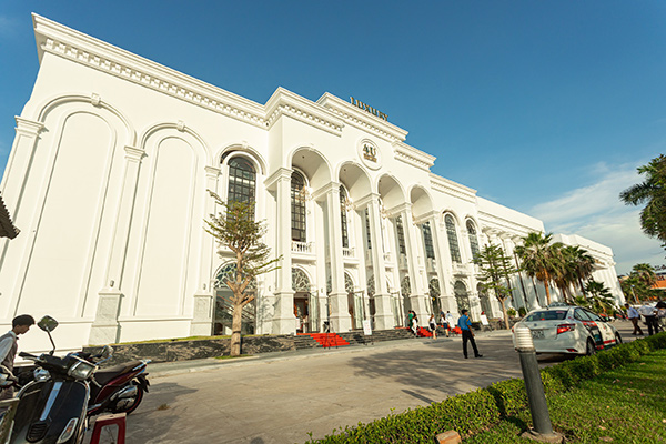 Đà Nẵng: Điều tra chính xác 103 trường hợp tiếp xúc gần BN416 tại tiệc cưới trưa 18/7 