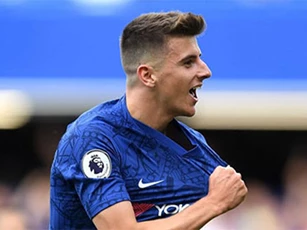 Mount theo chân thầy Lampard ghi danh vào "sử sách"
