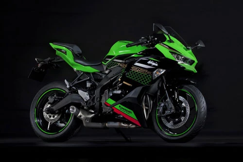 Kawasaki ZX-25R 2020.