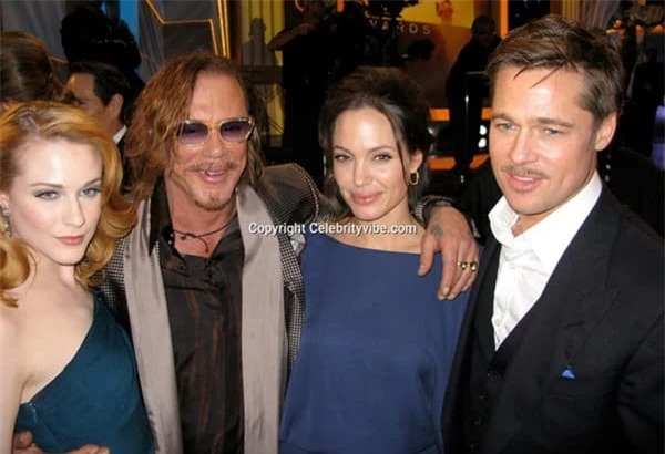 Xôn xao tin Angelina Jolie yêu đồng giới hai mỹ nhân đình đám Hollywood 1
