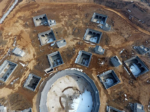 Ngôi làng cổ kỳ lạ khi toàn bộ người dân sống dưới lòng đất