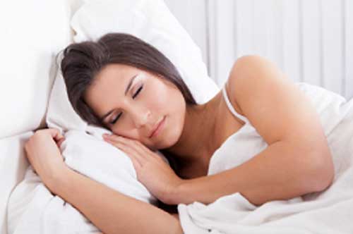 Dù mất ngủ kinh niên bạn chỉ cần uống nước này buổi tối nằm cái là đã sáng mai