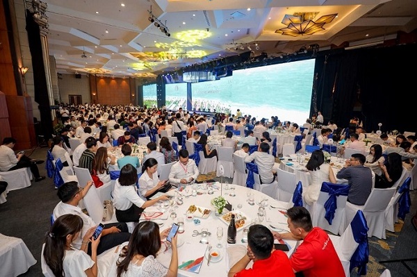 Giới thượng lưu Hà Nội “đổ gục” trước siêu phẩm biệt thự Mallorca 