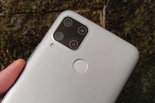 Realme ra mắt smartphone pin 6.000 mAh, chống nước, 4 camera sau, giá hơn 3 triệu