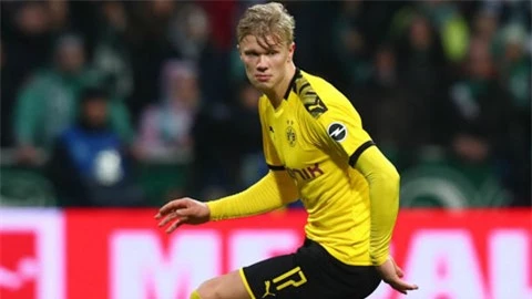Dortmund lại phạm sai lầm khi không mua thêm tiền đạo?