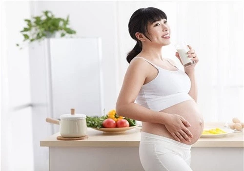 Bổ sung dinh dưỡng giúp thai nhi sinh ra thông minh