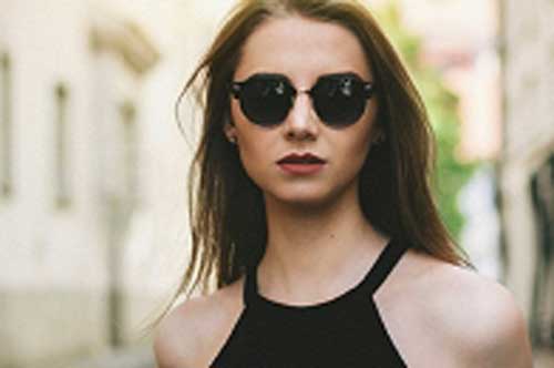 Học cách bảo quản kính râm "đúng chuẩn", dùng 10 năm vẫn như mới