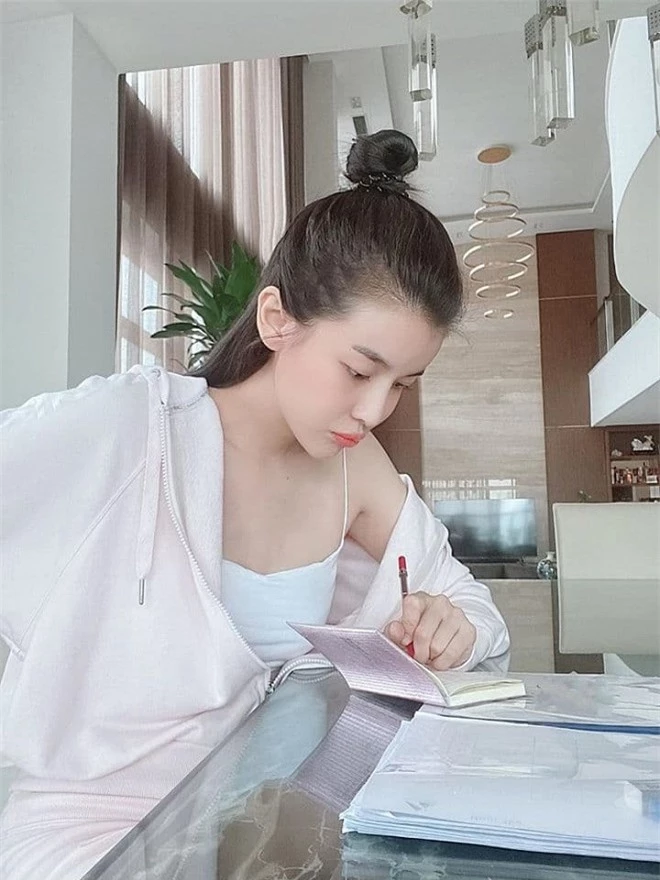 Cao Thái Hà giảm cân 5