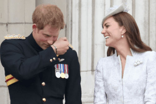 Bất chấp chuyện bị em dâu Meghan chơi xấu, Công nương Kate vẫn dành tình cảm đặc biệt cho Hoàng tử Harry