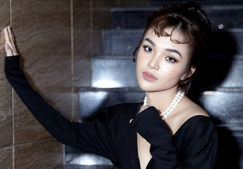 'Đối thủ một thời' của Angela Phương Trinh tái xuất