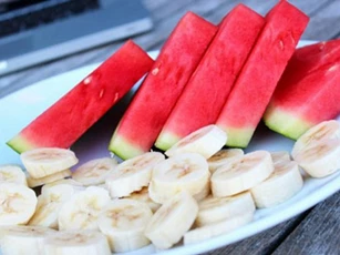 10 loại quả ăn cùng nhau dễ sinh độc tố người mà nhiều người Việt vô tư phạm phải