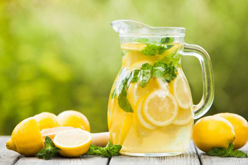 Uống nước chanh phải ghi nhớ những điều cấm kỵ này kẻo ‘rước’ ung thư vào người