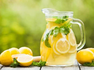 Uống nước chanh phải ghi nhớ những điều cấm kỵ này kẻo ‘rước’ ung thư vào người