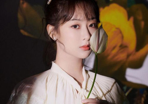 Bí mật 'cười ra nước mắt' đằng sau cảnh quay lãng mạn của Dương Tử