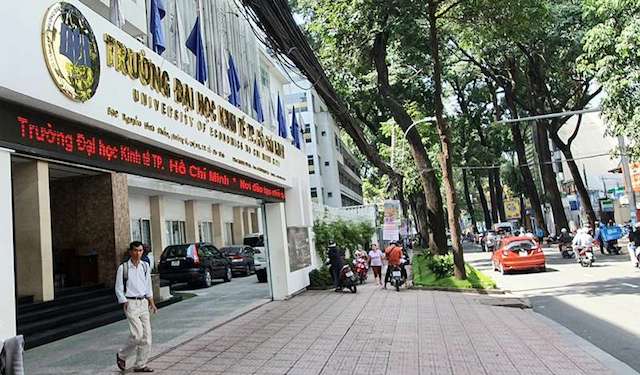 Trường ĐH đầu tiên tại TP.HCM cho sinh viên nghỉ học để phòng dịch Covid-19