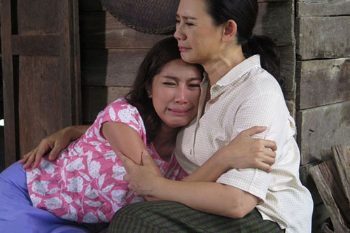 Đưa vàng cưới cho mẹ chồng giữ hộ, ngày nhận lại thấy số vàng "đẻ" ra gấp đôi