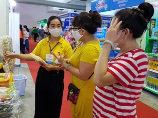 Hơn 200 doanh nghiệp tham gia hội chợ triển lãm “Tôn Vinh hàng Việt - năm 2020”