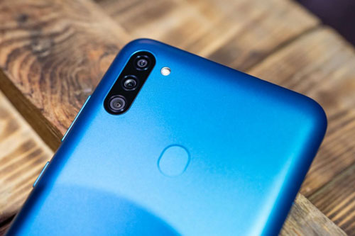 Đánh giá Samsung Galaxy M11: 3 camera sau, pin 5.000 mAh, giá 3,69 triệu
