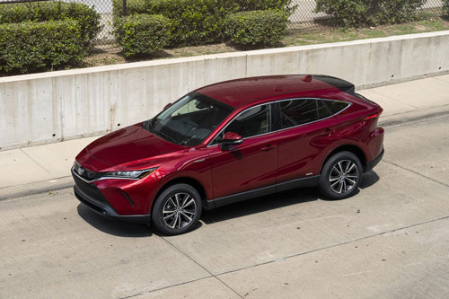 Chi tiết Toyota Venza 2021 giá hơn 860 triệu đồng