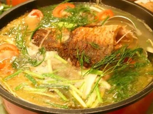 Canh cá nấu dọc mùng thơm ngon, cả nhà gật gù khen khéo