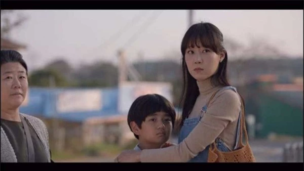 4 bộ phim Hàn cảm động khiến bạn phải thán phục những bậc cha mẹ đơn thân - Ảnh 5