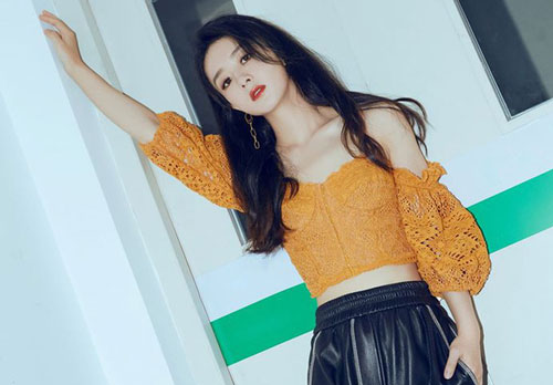 "Nhà hàng Trung hoa" chính thức lên sóng, Triệu Lệ Dĩnh khoe sắc ngọt ngào