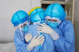 Việt Nam có ca Covid-19 đầu tiên tử vong, vì nhồi máu cơ tim trên nền bệnh lý nặng