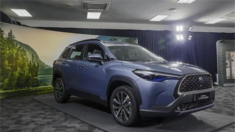 Toyota Corolla Cross 2020 về đại lý với mức giá siêu hấp dẫn, đe Kia Seltos, Hyundai Kona