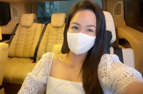 Nhật Kim Anh mua xe Limousine gần 2 tỷ đồng