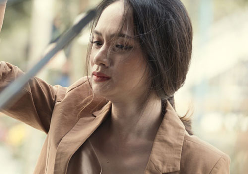 Hương Giang gây xúc động khi nói lí do thích đàn ông một đời vợ và có con riêng