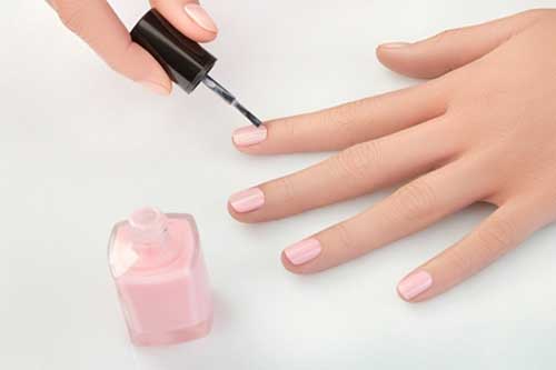 Bí quyết để sơn móng tay không bị bong tróc