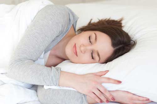 Thực phẩm giúp bạn trị chứng mất ngủ, đặt lưng là nằm tới sáng