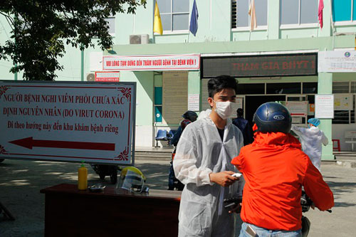 7 b&#x1EC7;nh nh&#xE2;n m&#x1EAF;c COVID-19 m&#x1EDB;i t&#x1EA1;i &#x110;&#xE0; N&#x1EB5;ng &#x111;&#xE3; t&#x1EDB;i nhi&#x1EC1;u nh&#xE0; h&#xE0;ng, c&#xF3; ng&#x1B0;&#x1EDD;i &#x111;i t&#x1EAD;p v&#x103;n ngh&#x1EC7;