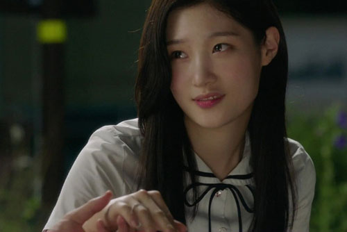 Vợ bất ngờ đụng độ chồng trong hoàn cảnh đau thắt tim gan