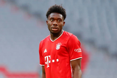 1. Alphonso Davies (Bayern Munich, giá trị chuyển nhượng hiện nay: 54 triệu bảng, mức tăng giá: 31,5 triệu bảng).