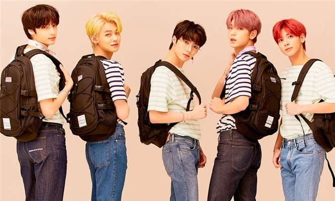 4 nhóm nhạc Kpop 'nhìn ai cũng thành visual' - Ảnh 5