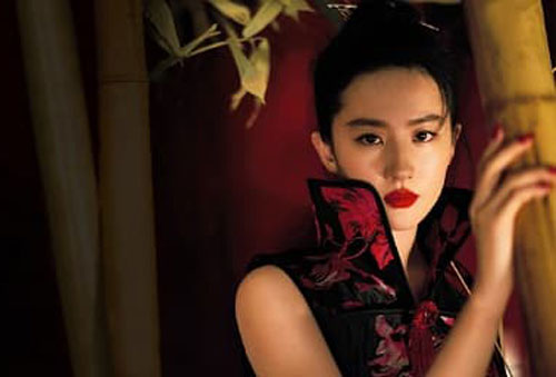 Thần thái ngút ngàn trong bộ ảnh cổ trang, visual của nàng 'Hoa Mộc Lan' Lưu Diệc Phi quả không đùa được đâu