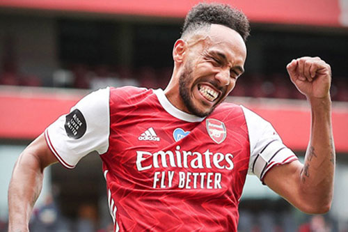 Aubameyang lập hàng loạt cột mốc sau khi ghi bàn vào lưới Chelsea