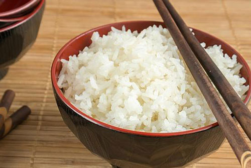 Thực hư ăn cơm nguội hấp gây nguy cơ ung thư, chuyên gia chỉ cách tiết kiệm lại an toàn