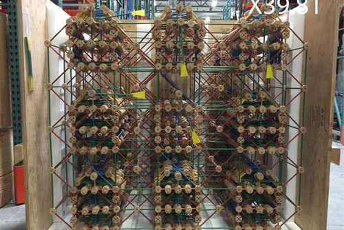 Chiếc máy tính kì lạ nhất được tạo ra - làm từ đồ chơi lắp ghép và dây câu cá