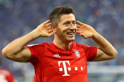 2. Robert Lewandowski (Bayern Munich, 34 bàn).