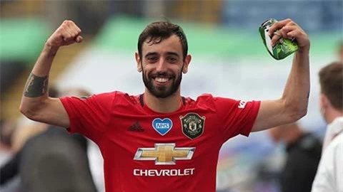 Bruno Fernandes xuất sắc nhất tháng 7 Premier League