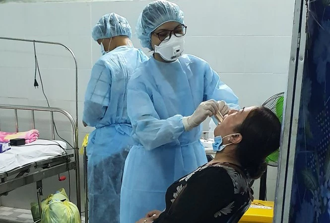 Ngành y tế thành phố đã lấy mẫu xét nghiệm có 36.754 trường hợp người dân rời khỏi Đà Nẵng (từ 1 đến 28/7) đã thực hiện khai báo y tế.