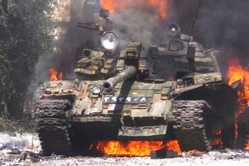 Qu&#xE2;n &#x111;&#x1ED9;i Syria ph&#xE1;t &#x111;&#x1ED9;ng cu&#x1ED9;c t&#x1EA5;n c&#xF4;ng b&#x1EA5;t ng&#x1EDD; v&#x1EDB;i s&#x1EF1; tr&#x1EE3; gi&#xFA;p c&#x1EE7;a Ai C&#x1EAD;p